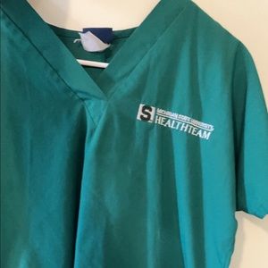 7 scrub tops 5 small 2 medium. No longer needed